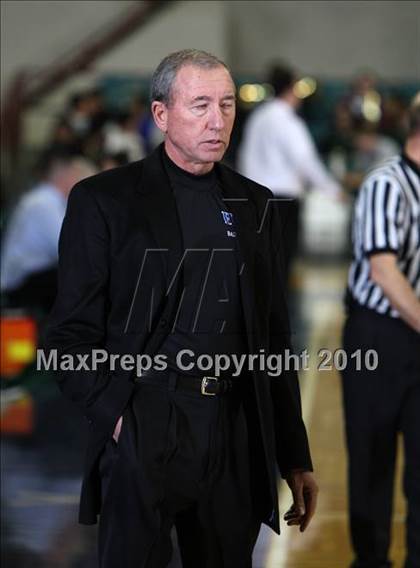 Thumbnail 2 in Aurora Central vs. Highlands Ranch (5A Quarterfinals) photogallery.