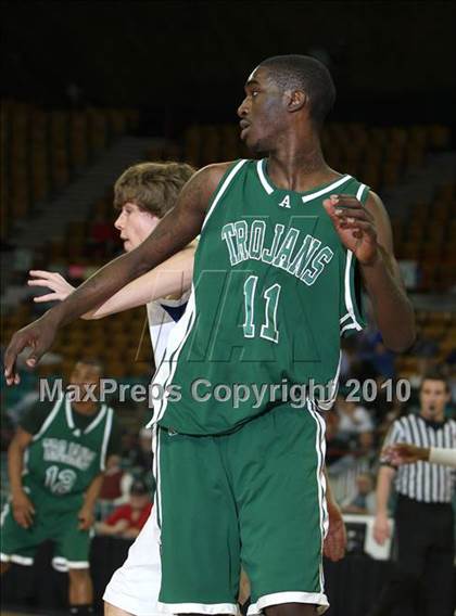 Thumbnail 2 in Aurora Central vs. Highlands Ranch (5A Quarterfinals) photogallery.