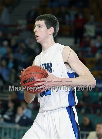 Thumbnail 2 in Aurora Central vs. Highlands Ranch (5A Quarterfinals) photogallery.