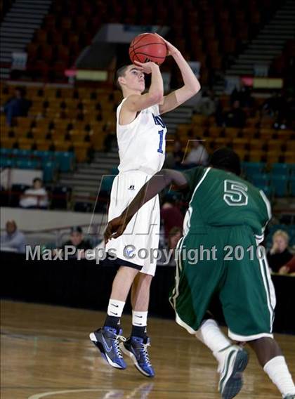 Thumbnail 3 in Aurora Central vs. Highlands Ranch (5A Quarterfinals) photogallery.