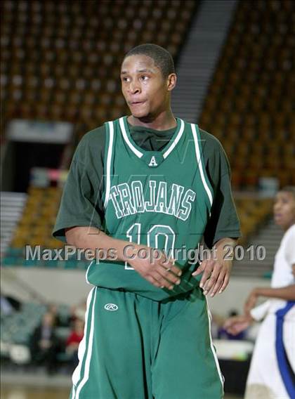 Thumbnail 1 in Aurora Central vs. Highlands Ranch (5A Quarterfinals) photogallery.