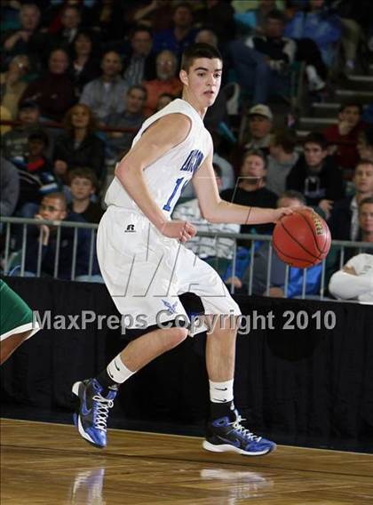 Thumbnail 3 in Aurora Central vs. Highlands Ranch (5A Quarterfinals) photogallery.