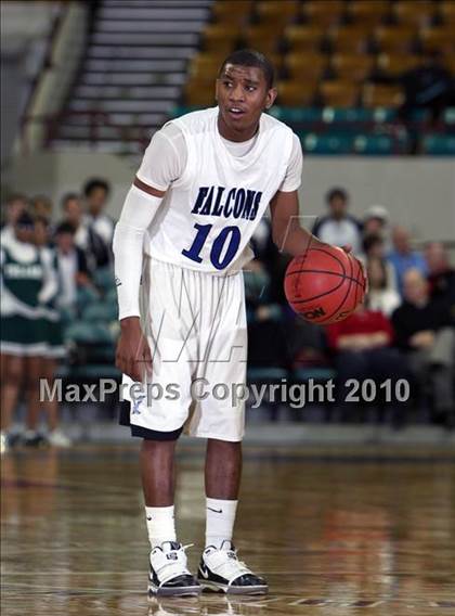 Thumbnail 2 in Aurora Central vs. Highlands Ranch (5A Quarterfinals) photogallery.