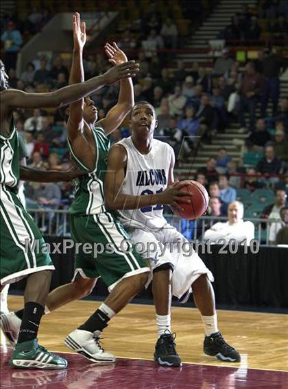 Thumbnail 3 in Aurora Central vs. Highlands Ranch (5A Quarterfinals) photogallery.