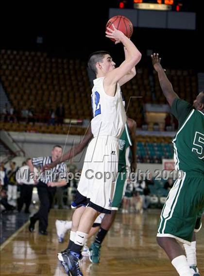 Thumbnail 2 in Aurora Central vs. Highlands Ranch (5A Quarterfinals) photogallery.