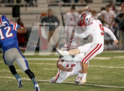 Thumbnail 1 in Memphis University vs. Baylor (TSSAA 2A Quarterfinal Playoff) photogallery.