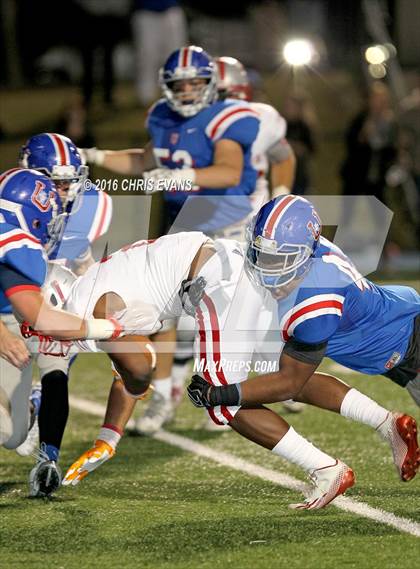 Thumbnail 2 in Memphis University vs. Baylor (TSSAA 2A Quarterfinal Playoff) photogallery.