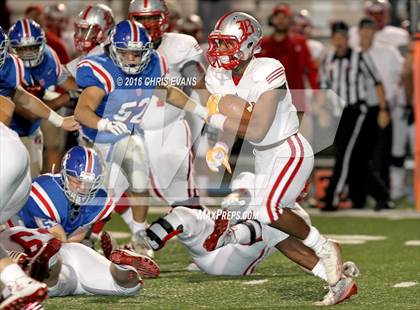 Thumbnail 2 in Memphis University vs. Baylor (TSSAA 2A Quarterfinal Playoff) photogallery.