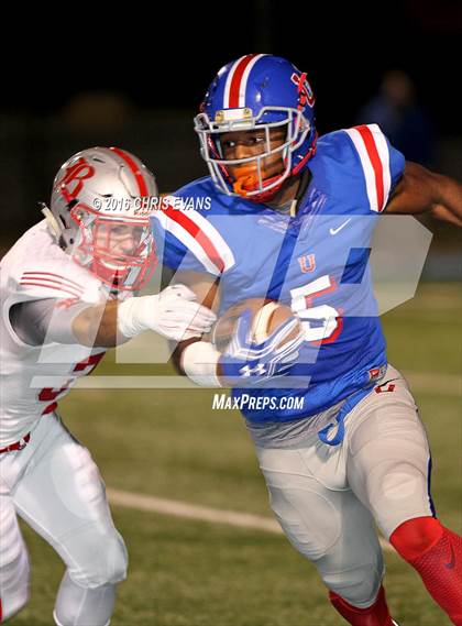 Thumbnail 2 in Memphis University vs. Baylor (TSSAA 2A Quarterfinal Playoff) photogallery.