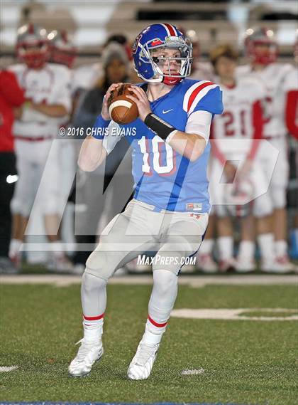 Thumbnail 2 in Memphis University vs. Baylor (TSSAA 2A Quarterfinal Playoff) photogallery.
