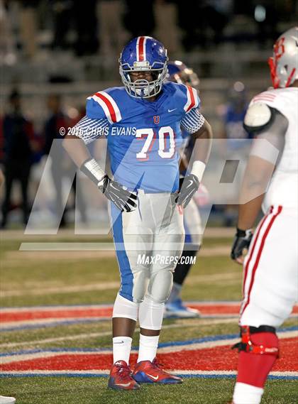 Thumbnail 1 in Memphis University vs. Baylor (TSSAA 2A Quarterfinal Playoff) photogallery.