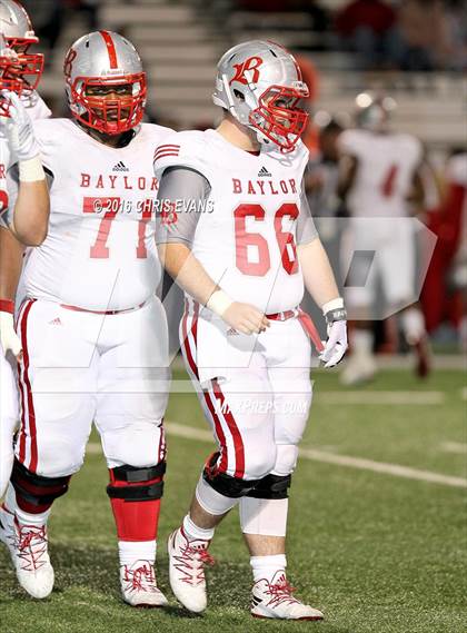 Thumbnail 1 in Memphis University vs. Baylor (TSSAA 2A Quarterfinal Playoff) photogallery.
