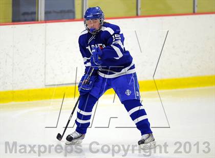 Thumbnail 1 in Darien vs. New Canaan (FCIAC Final) photogallery.