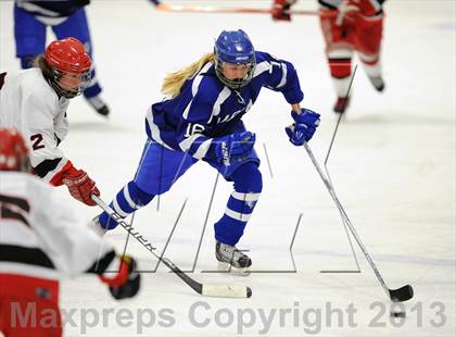 Thumbnail 1 in Darien vs. New Canaan (FCIAC Final) photogallery.