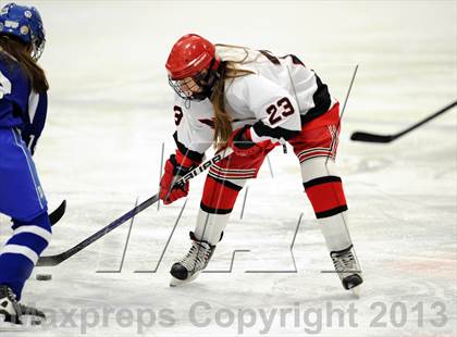 Thumbnail 2 in Darien vs. New Canaan (FCIAC Final) photogallery.