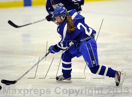 Thumbnail 2 in Darien vs. New Canaan (FCIAC Final) photogallery.