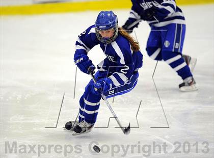 Thumbnail 1 in Darien vs. New Canaan (FCIAC Final) photogallery.