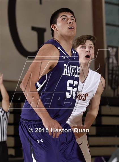 Thumbnail 2 in Rincon/University vs. Downey (MaxPreps Holiday Classic) photogallery.