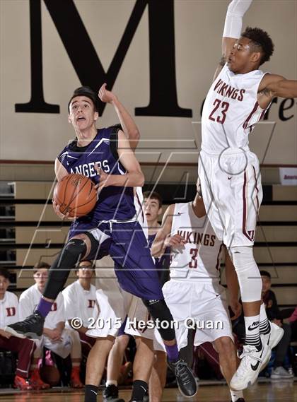 Thumbnail 3 in Rincon/University vs. Downey (MaxPreps Holiday Classic) photogallery.