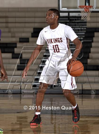 Thumbnail 3 in Rincon/University vs. Downey (MaxPreps Holiday Classic) photogallery.
