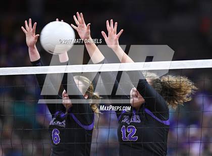 Thumbnail 2 in Fruita Monument vs. Fort Collins (CHSAA 5A Pool 4 Playoff) photogallery.