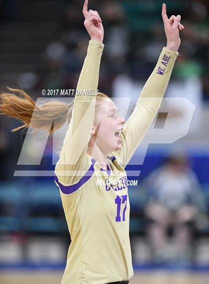 Thumbnail 3 in Fruita Monument vs. Fort Collins (CHSAA 5A Pool 4 Playoff) photogallery.