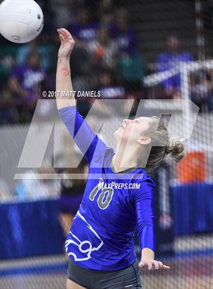 Thumbnail 2 in Fruita Monument vs. Fort Collins (CHSAA 5A Pool 4 Playoff) photogallery.