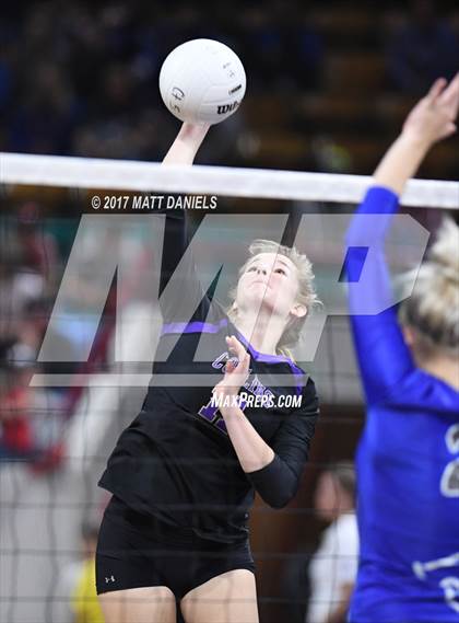 Thumbnail 3 in Fruita Monument vs. Fort Collins (CHSAA 5A Pool 4 Playoff) photogallery.