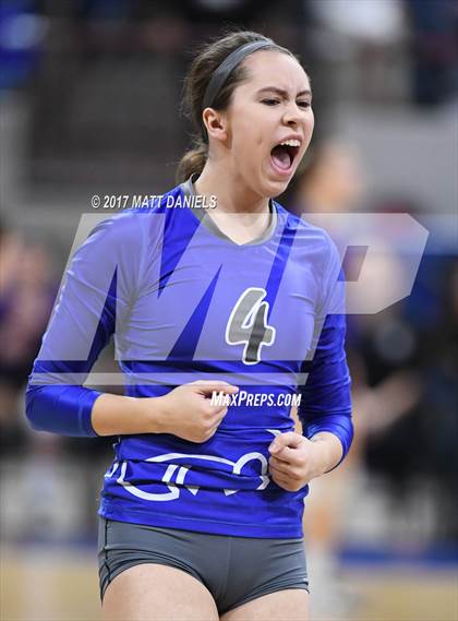 Thumbnail 3 in Fruita Monument vs. Fort Collins (CHSAA 5A Pool 4 Playoff) photogallery.