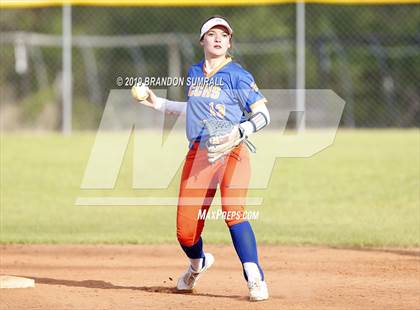 Thumbnail 2 in Chilton County vs Jemison (County Tournament) photogallery.