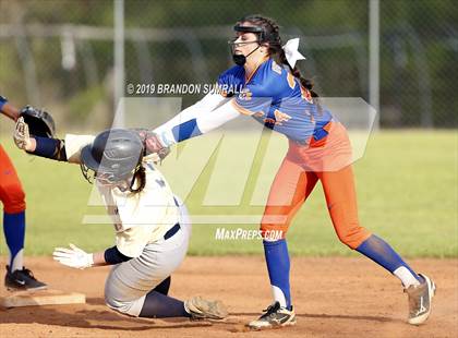 Thumbnail 2 in Chilton County vs Jemison (County Tournament) photogallery.
