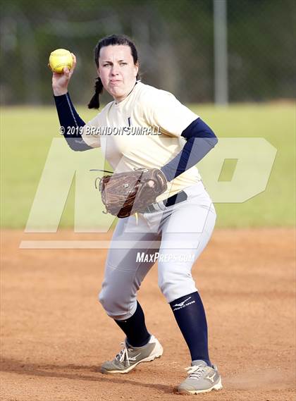 Thumbnail 2 in Chilton County vs Jemison (County Tournament) photogallery.