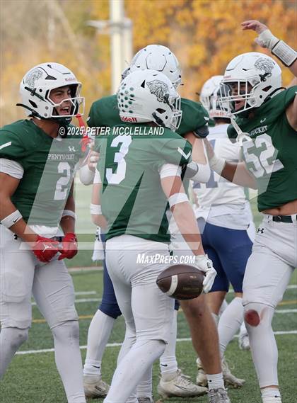 Thumbnail 2 in Nantucket vs Pentucket Regional (MIAA Division 6 Round of 16) photogallery.