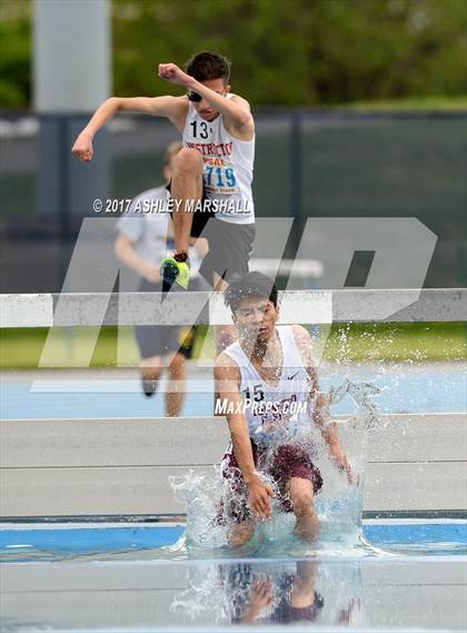 Thumbnail 2 in PSAL Brooklyn, Queens, Staten Island Championships (Boys Track Events) photogallery.