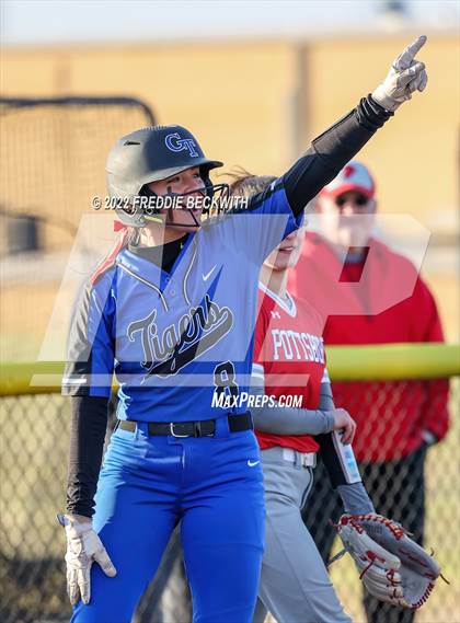 Thumbnail 3 in Gunter @ Pottsboro photogallery.