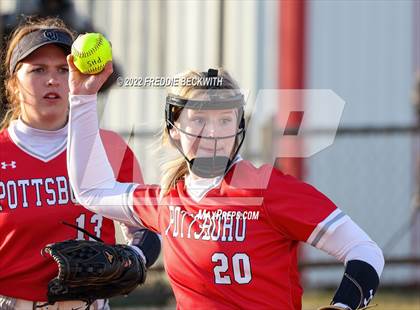 Thumbnail 1 in Gunter @ Pottsboro photogallery.