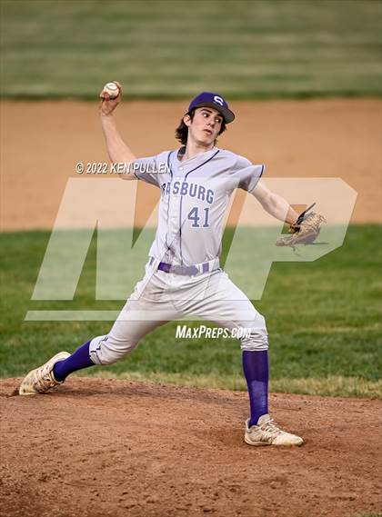Thumbnail 1 in Strasburg @ Warren County photogallery.