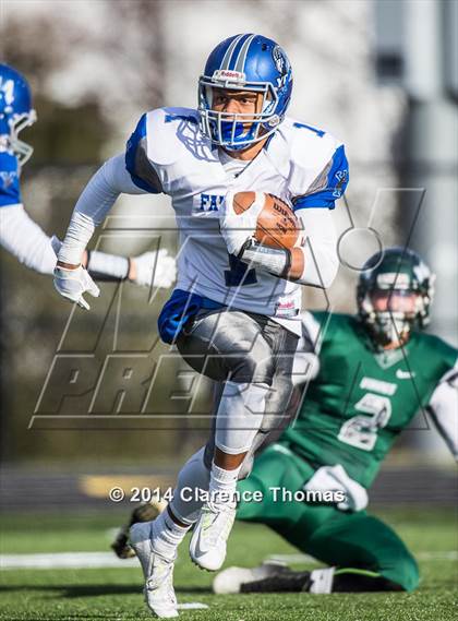 Thumbnail 1 in York @ Loudoun Valley (VHSL 3A East Quarterfinal) photogallery.