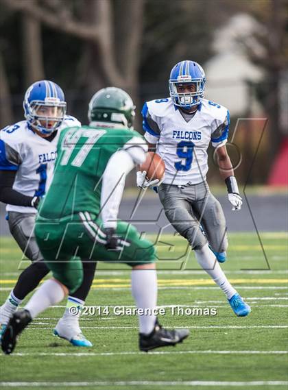 Thumbnail 2 in York @ Loudoun Valley (VHSL 3A East Quarterfinal) photogallery.