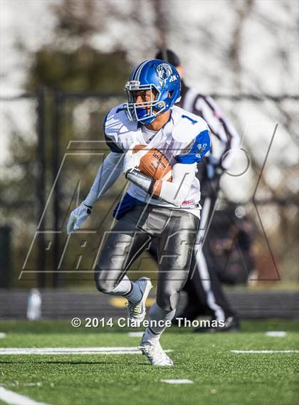 Thumbnail 1 in York @ Loudoun Valley (VHSL 3A East Quarterfinal) photogallery.