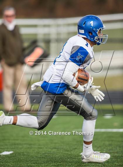 Thumbnail 3 in York @ Loudoun Valley (VHSL 3A East Quarterfinal) photogallery.