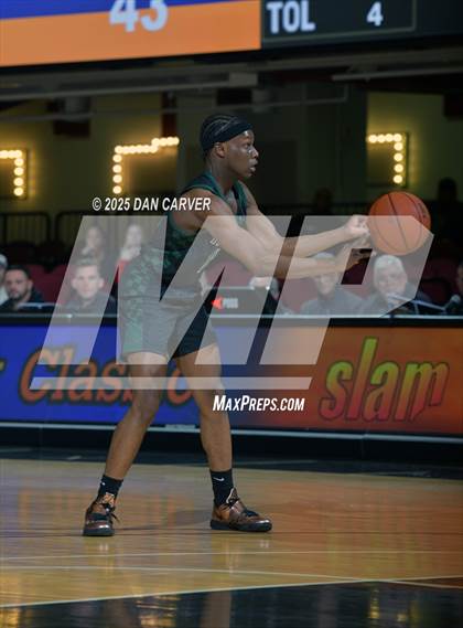 Thumbnail 2 in Peekskill vs Woodlands (Slam Dunk Showcase) photogallery.