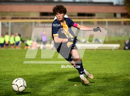 Thumbnail 3 in Northwestern Regional @ Haddam-Killingworth (CIAC Class S Qtr Final) photogallery.