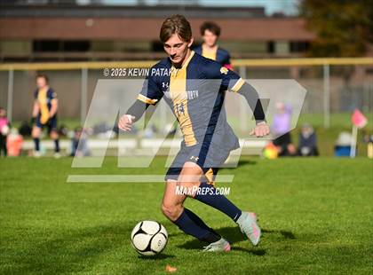 Thumbnail 3 in Northwestern Regional @ Haddam-Killingworth (CIAC Class S Qtr Final) photogallery.