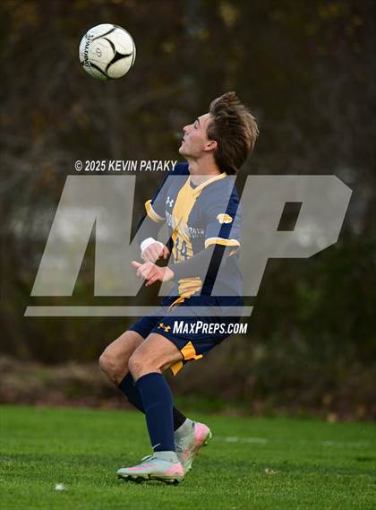 Thumbnail 1 in Northwestern Regional @ Haddam-Killingworth (CIAC Class S Qtr Final) photogallery.