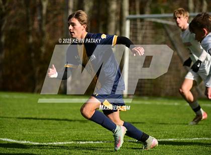 Thumbnail 2 in Northwestern Regional @ Haddam-Killingworth (CIAC Class S Qtr Final) photogallery.