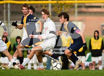 Thumbnail 3 in Northwestern Regional @ Haddam-Killingworth (CIAC Class S Qtr Final) photogallery.