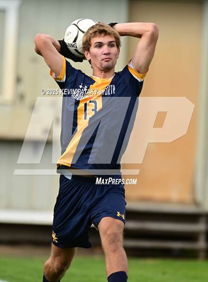 Thumbnail 2 in Northwestern Regional @ Haddam-Killingworth (CIAC Class S Qtr Final) photogallery.