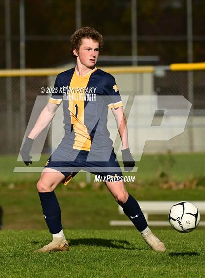 Thumbnail 2 in Northwestern Regional @ Haddam-Killingworth (CIAC Class S Qtr Final) photogallery.