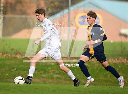 Thumbnail 1 in Northwestern Regional @ Haddam-Killingworth (CIAC Class S Qtr Final) photogallery.